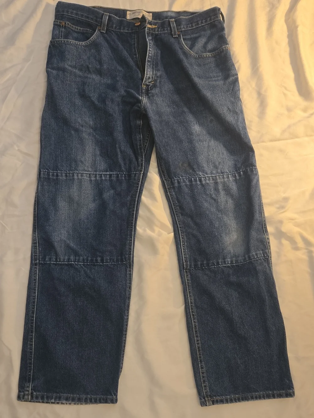 Levi's Men's Blue Relaxed Wide Jeans with Knee Panels